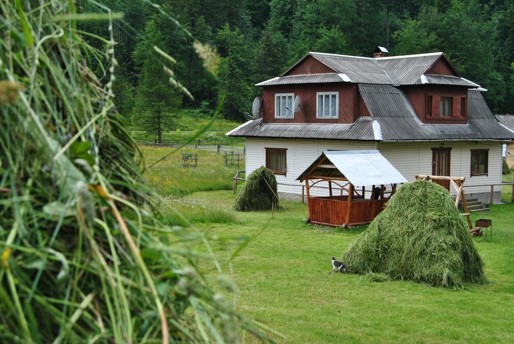 ホテル Na Hutori タターリウ エクステリア 写真